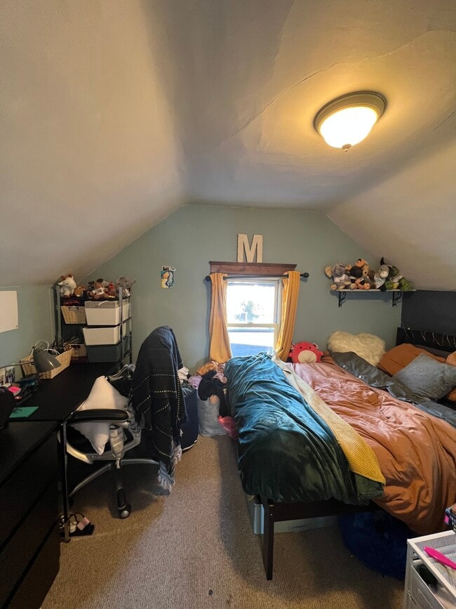 Building Photo - 7 Craigie St