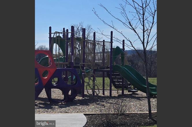 Building Photo - 6005 Calla Pl