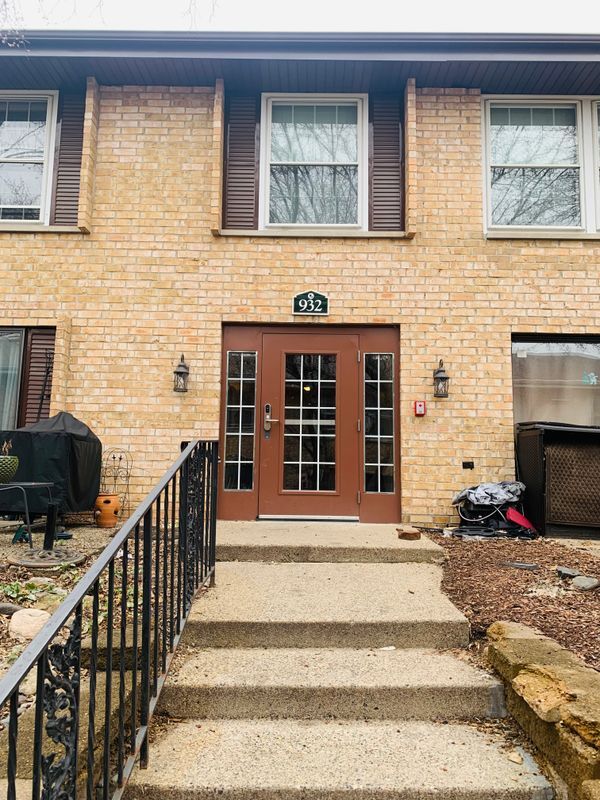 Building Photo - 932 Westbrooke Way