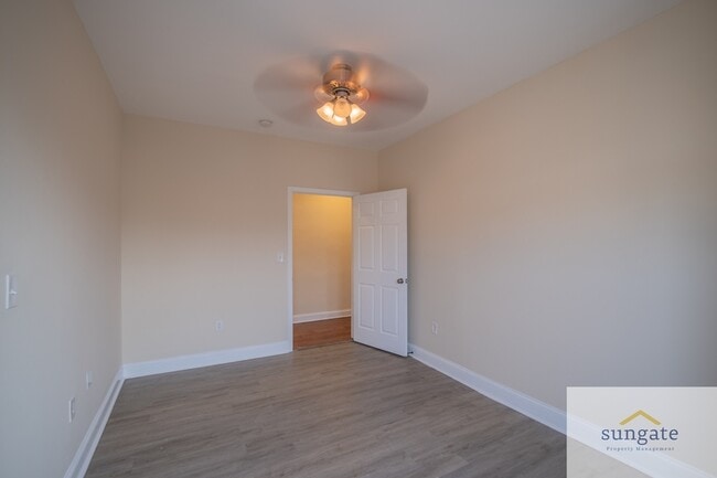 Building Photo - 4032 Falls Rd