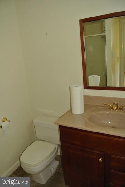 Building Photo - 421 Park Hills Dr