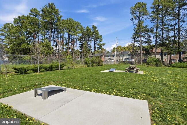 Building Photo - 126 Stella Ct