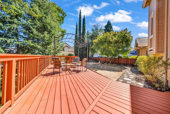 Building Photo - Danville Ranch 3/2 Jewel Available Now!