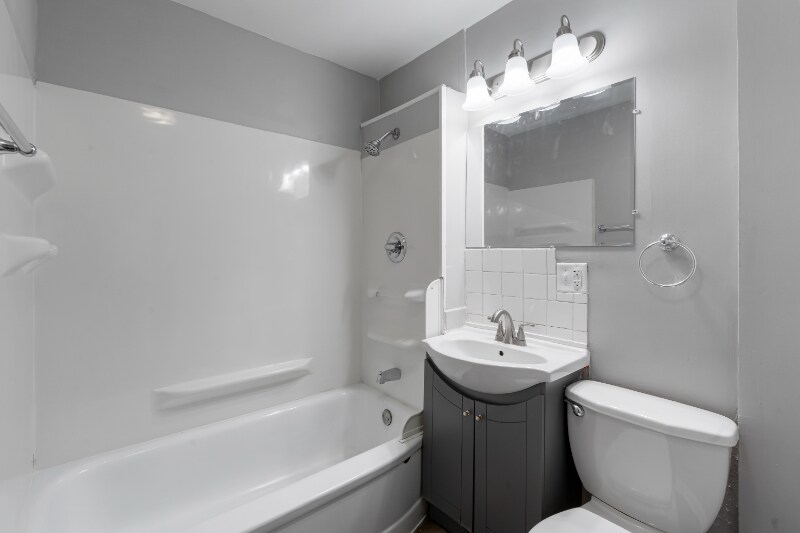 Building Photo - 1312 3rd St