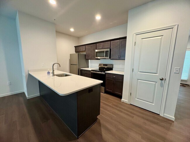 Building Photo - 59 N Conifer Dr