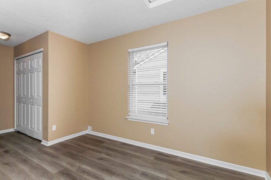 Building Photo - 2511 Redland Ln