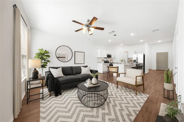 Building Photo - 114 Brookline Dr