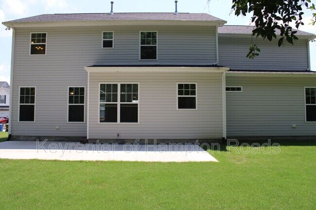 Building Photo - 1016 Beachstone Quay