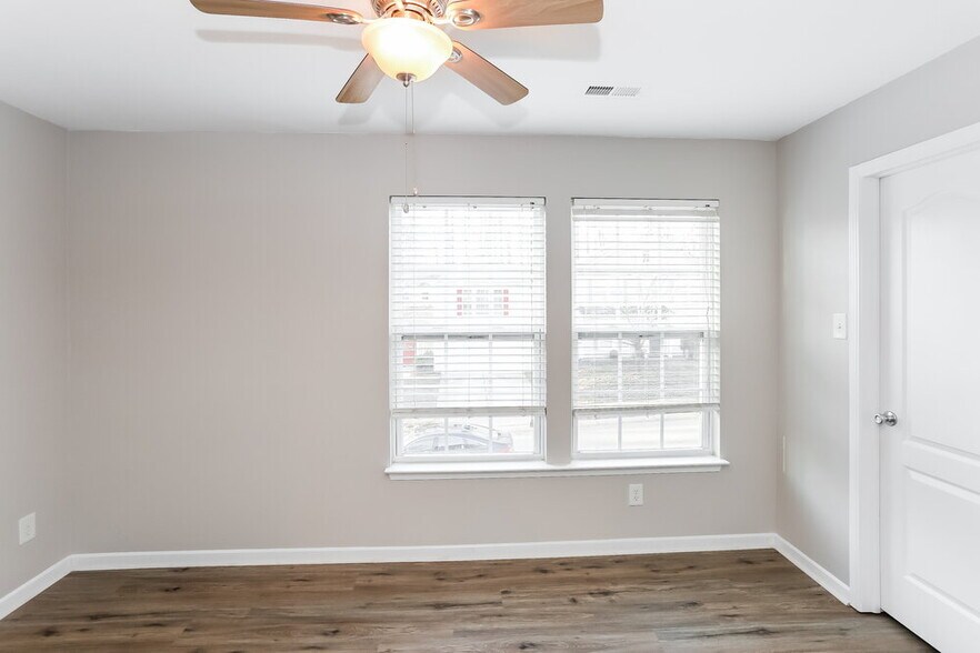 Building Photo - 4012 Chandler Haven Drive