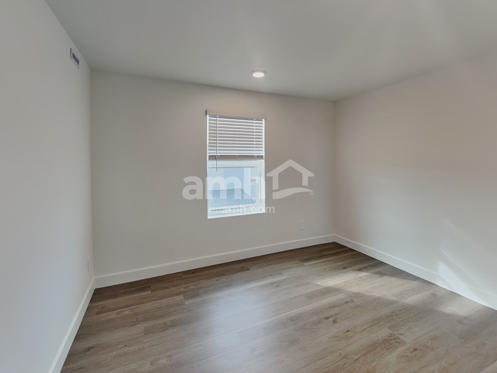 Building Photo - 10085 Abilene St