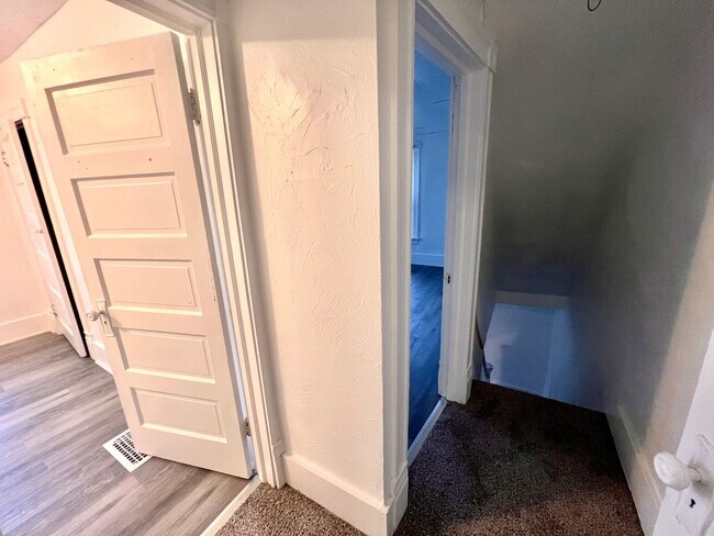 Building Photo - 40-42 Seminole Avenue