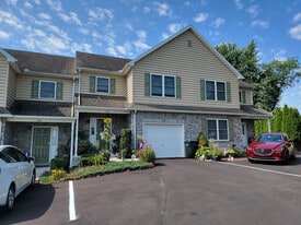 Building Photo - 712 Lincoln Gardens Rd