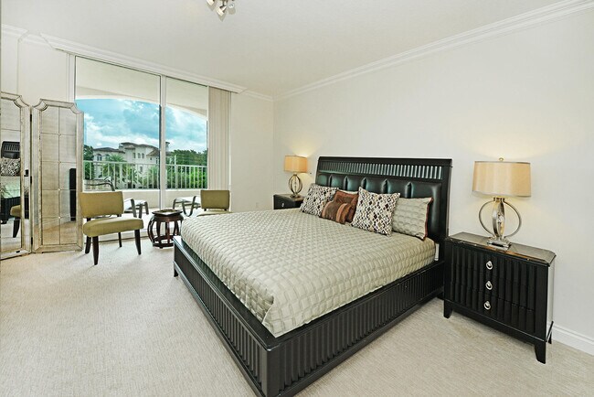 Building Photo - 3740 S Ocean Blvd