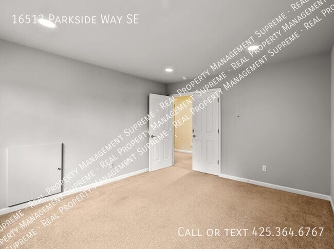 Building Photo - 16513 Parkside Way SE