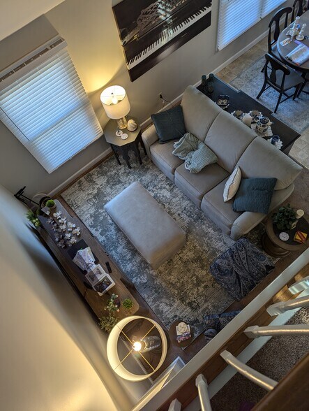Main Living Area - 213 Crescent Dr