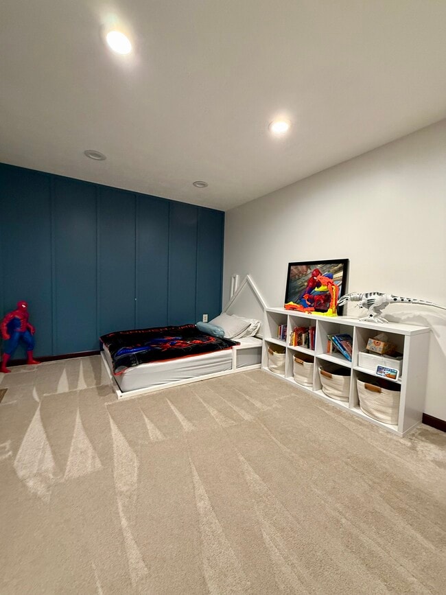 Building Photo - 41 Haskins Ln N