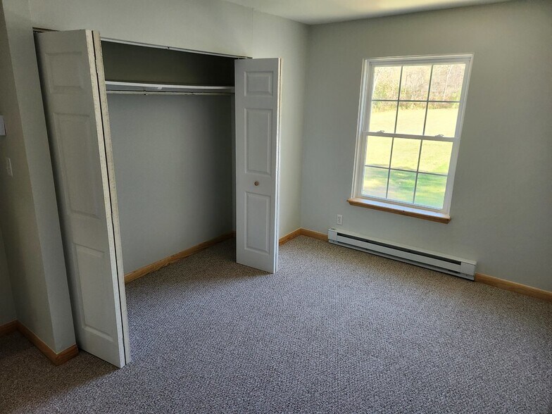 Building Photo - 279 Governors Park Rd