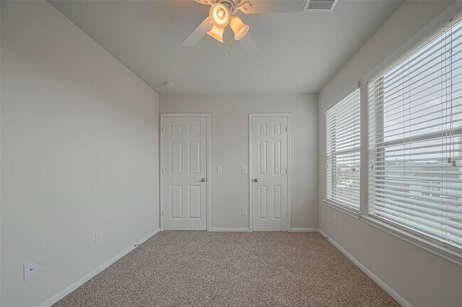 Building Photo - 20111 Brookwood Holw