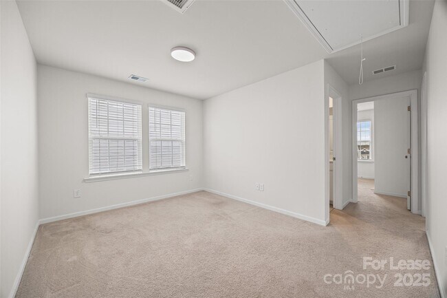Building Photo - 5775 Soft Shell Dr