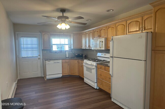 Building Photo - 182 Bonaire Dr