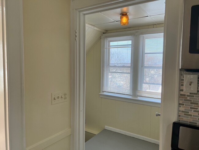 Building Photo - 95 Rumford St