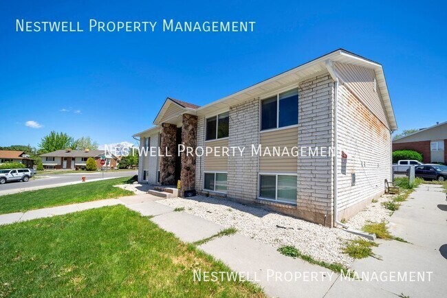 Building Photo - 8455 S Westridge St