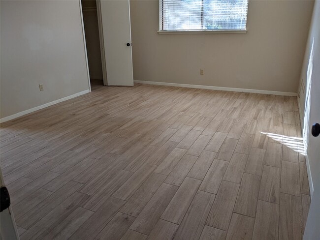 Building Photo - 2519 Buffalo Trail