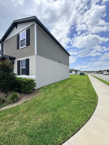 Building Photo - 1273 Zambrana Ct