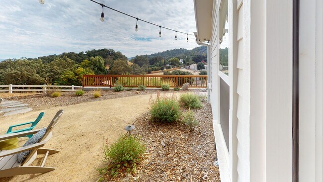 Building Photo - Beautiful 4 Bedroom, 3 Bathroom Atascadero Home On 2 Acre Lot with Solar Power