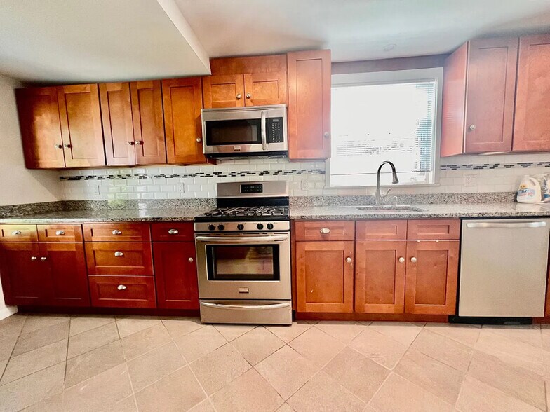 Building Photo - 130 Harrison Ave