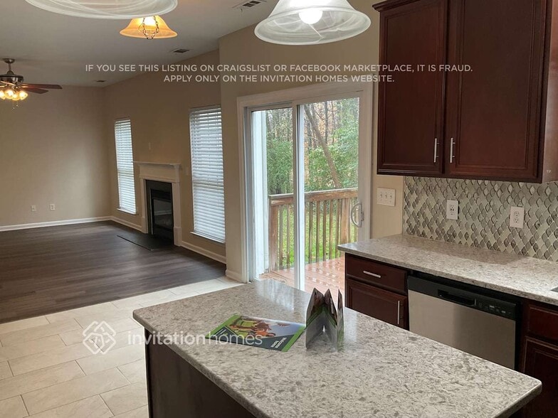 Building Photo - 6605 Pattonsburg Dr