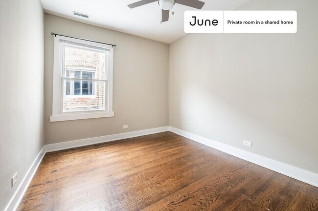 Building Photo - Room in Shared 3 bed/1 bath home