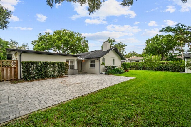 Building Photo - Renovated Winter Park 32789 Home for Lease