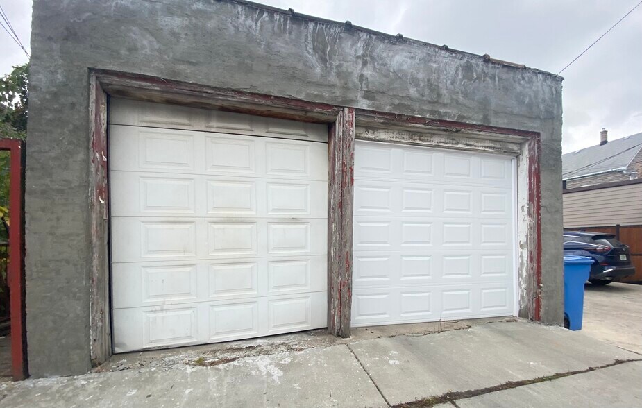 Building Photo - 2148 W 18th Pl