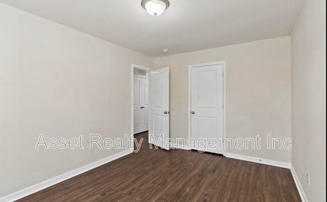 Building Photo - 2326 McCampbell Wells Way