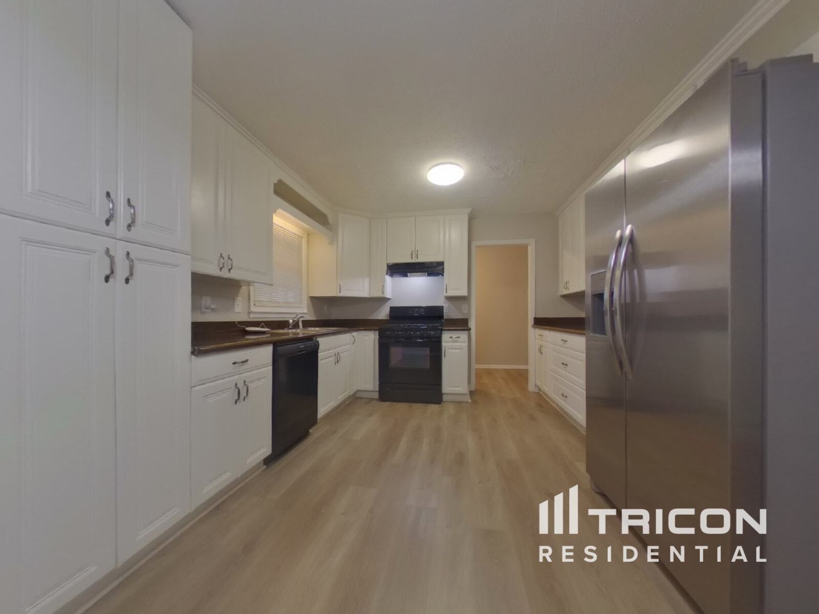 Building Photo - 2811 Quinbery Dr