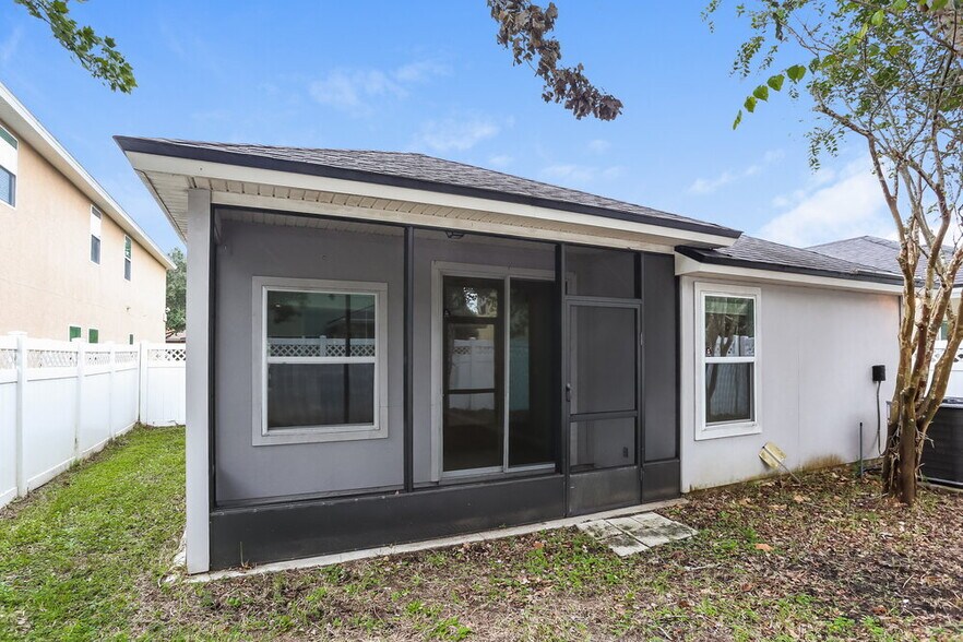 Building Photo - 4120 Grayfield Ln