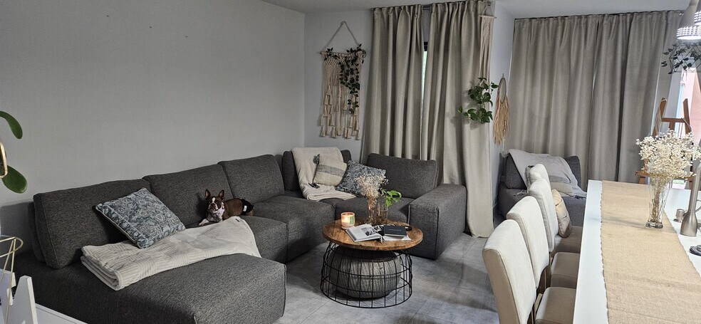 Building Photo - 9321 SW 4th St