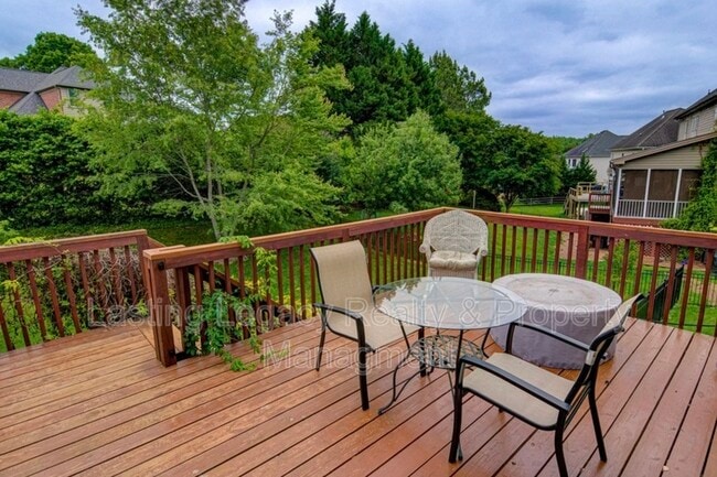 Building Photo - 475 Ashbry Run Dr