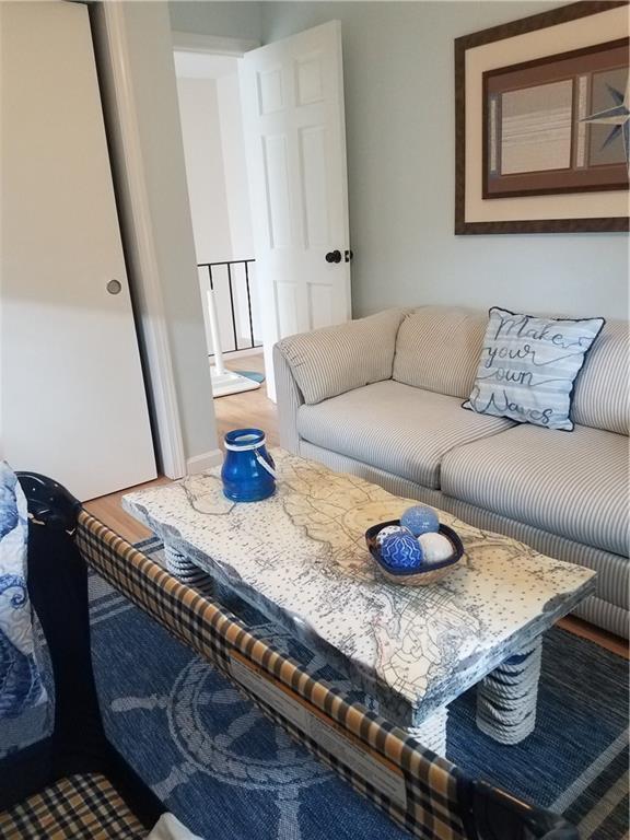 Building Photo - 23 Shield St