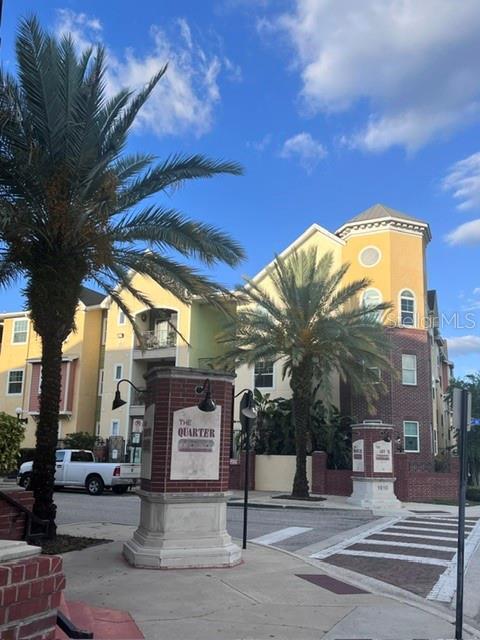 Building Photo - 1810 E Palm Ave