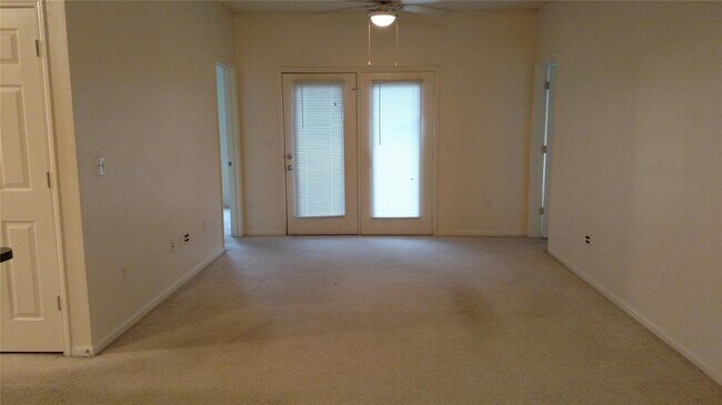 Building Photo - 2200 Classen Blvd