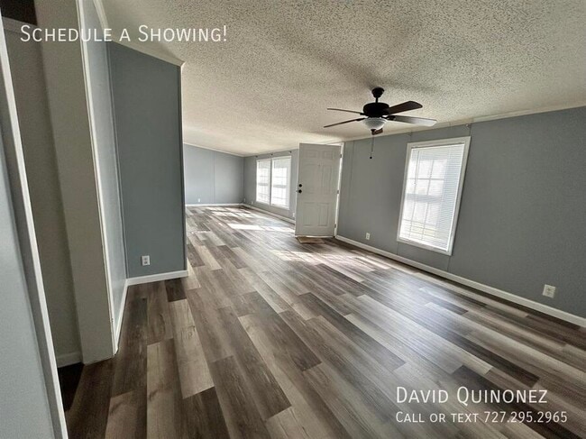 Building Photo - 3201 Iona-