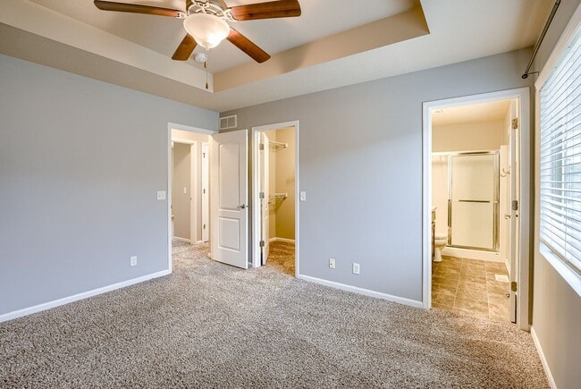 Building Photo - Elkhorn 3 Bedroom!!