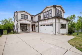 Building Photo - 311B 54th Ave N