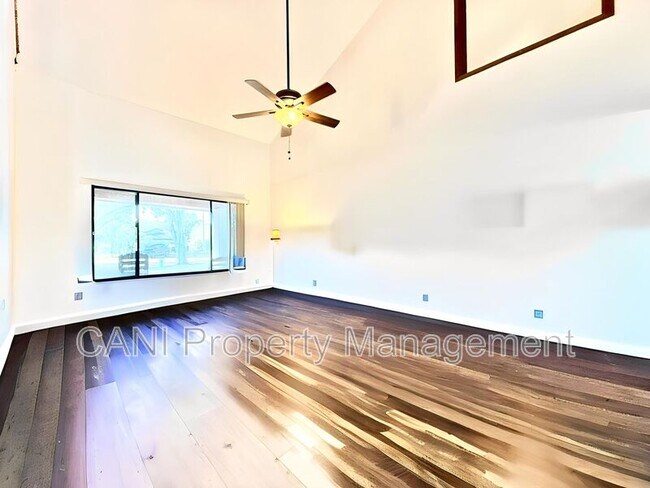 Building Photo - 435 Loblolly Ln