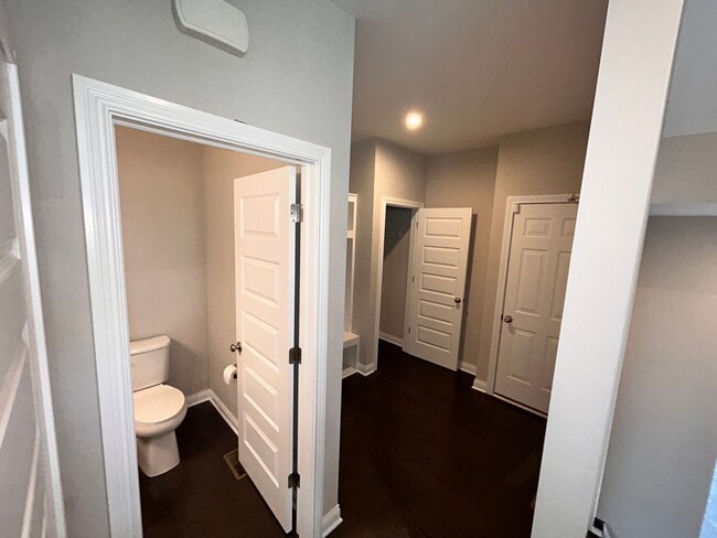 Building Photo - Home For Lease
