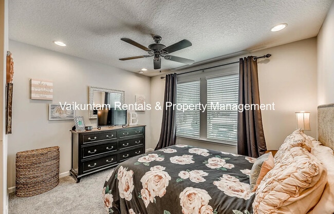 Building Photo - 180 Nelson Ln