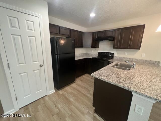 Building Photo - 689 Melba St