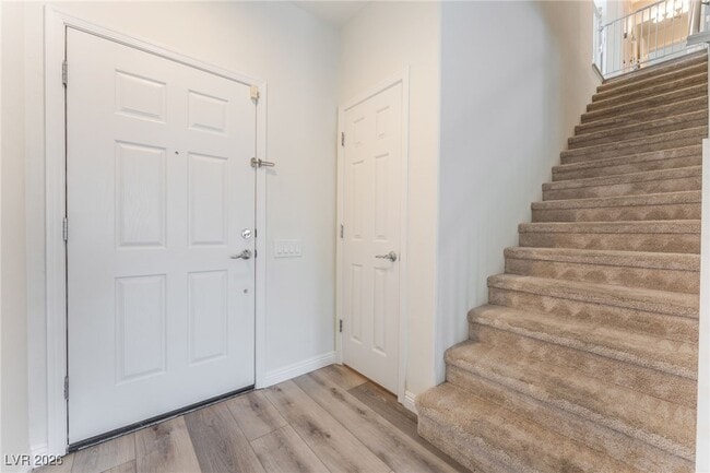 Building Photo - 10822 La Florentina Ave